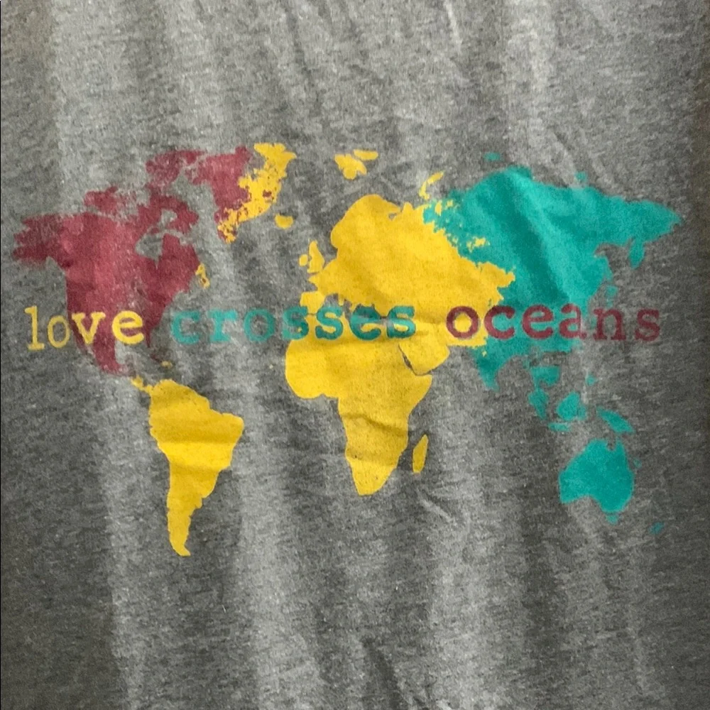 3/$20✨ Love Crosses Ocean World Map Bella Canvas Dark Gray Tee - Picture 3 of 5